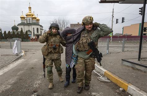 ukraine footage reddit|Russian shelling kills fleeing civilians in Ukraine .